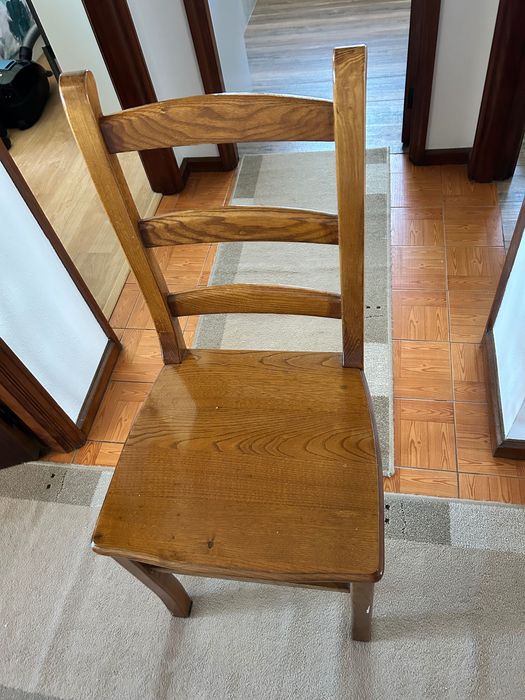 Mesa madeira + cadeiras