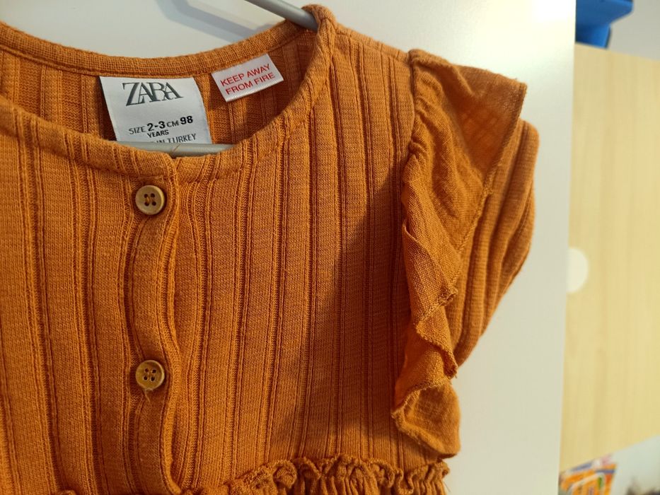 Sukienka dziecięca ZARA, rozmiar 98