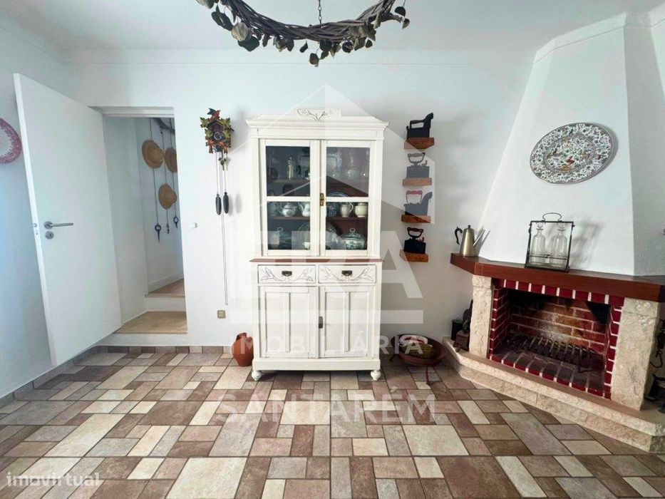 Moradia inserida num lote de 567,30 m²