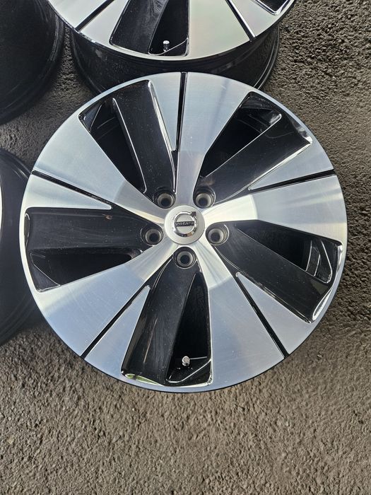 Alufelgi Felgi Volvo XC40 XC60 18Cali 7.5J18 ET50.5