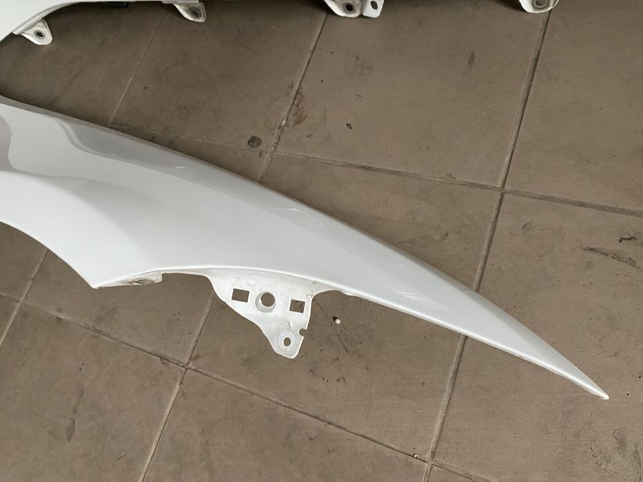 Крило переднє ліве Tesla Model S  2012-2020