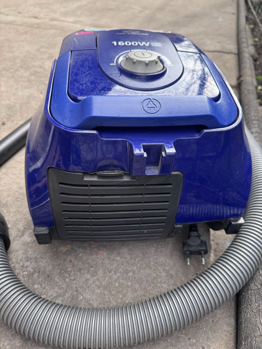 пилосос без мішка серії Samsung AirTrack 1600W