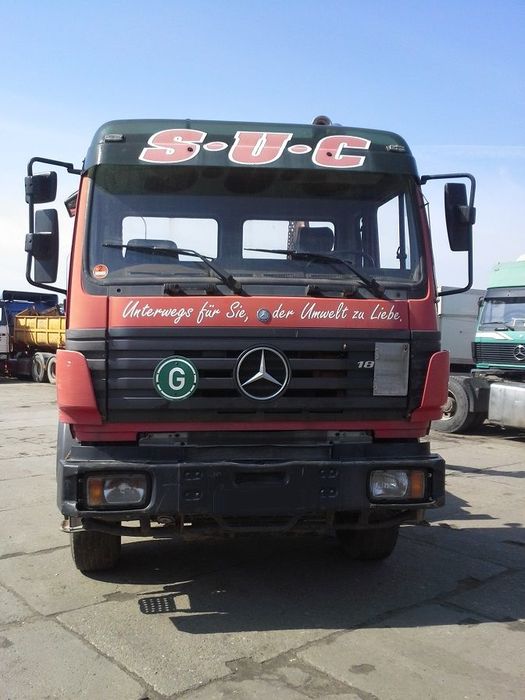 Mercedes-Benz 1831 SK