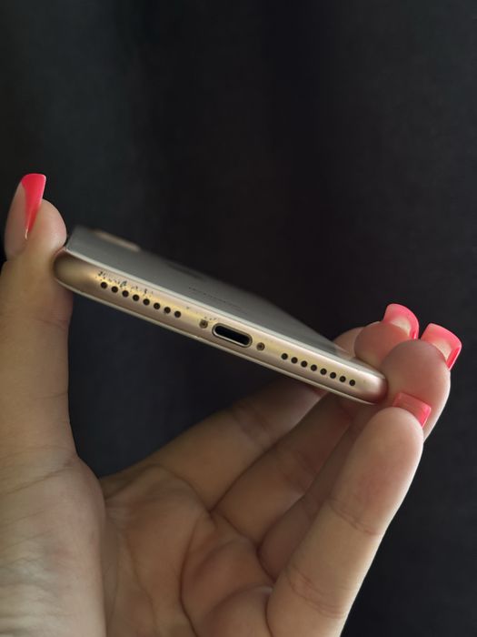 Продам Iphone 8 plus 64 гб