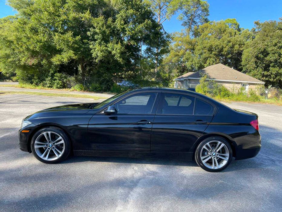 BMW 3 Series 328i      2014
