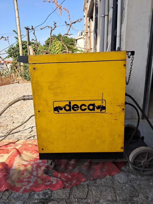 Máquina de solda Semiautomática Deca Mig 640