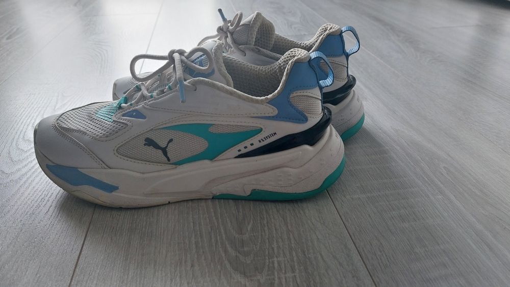 Puma sneakersy białe