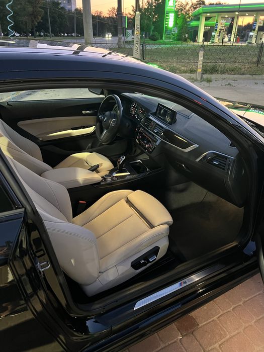 Продам BMW 230 2019