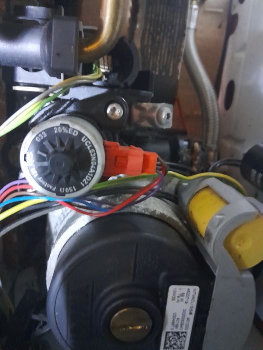 Кател протерм на деталі