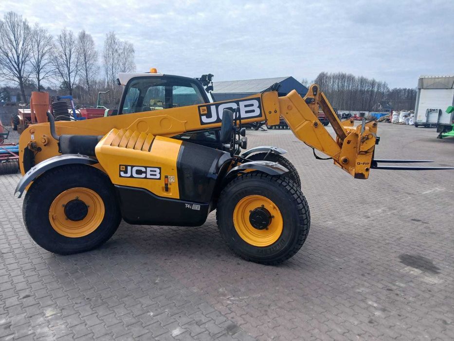 Ładowarka teleskopowa JCB