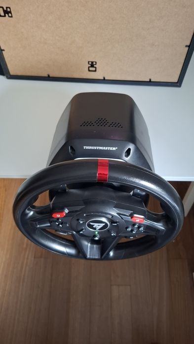 Volante + Pedais Thrustmaster T128 compatível com PC e PlayStation
