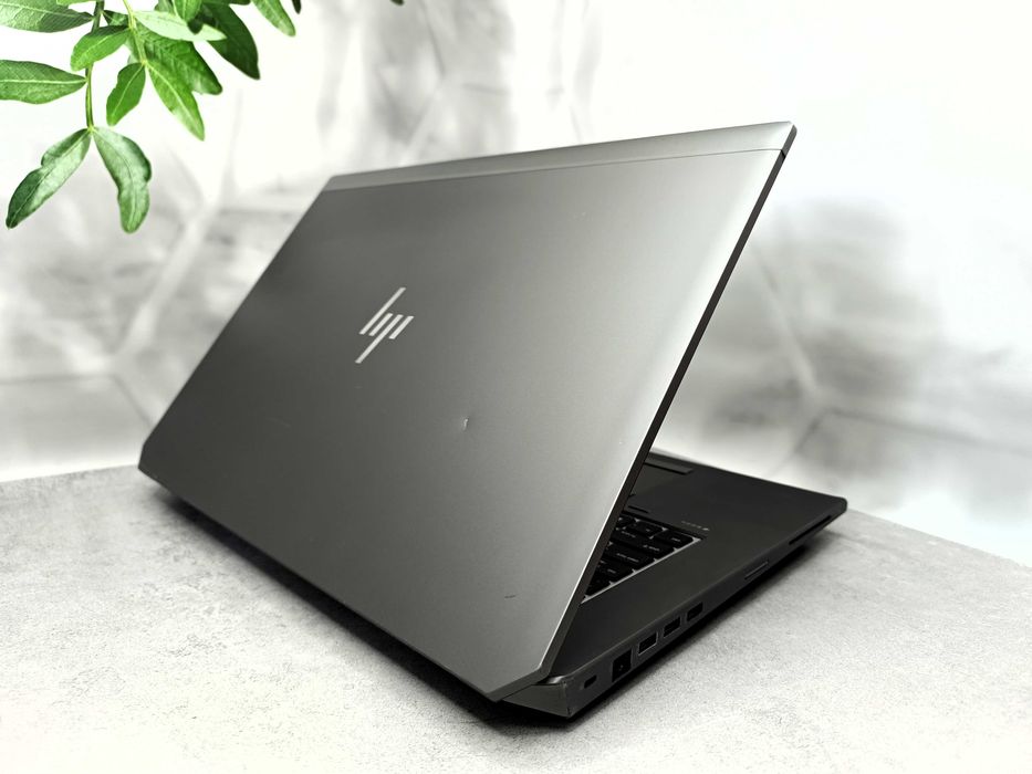 Quadro T1000 4GB/ HP ZBook 17 G6/i5-9400H/16/512/17"/Full HD IPS