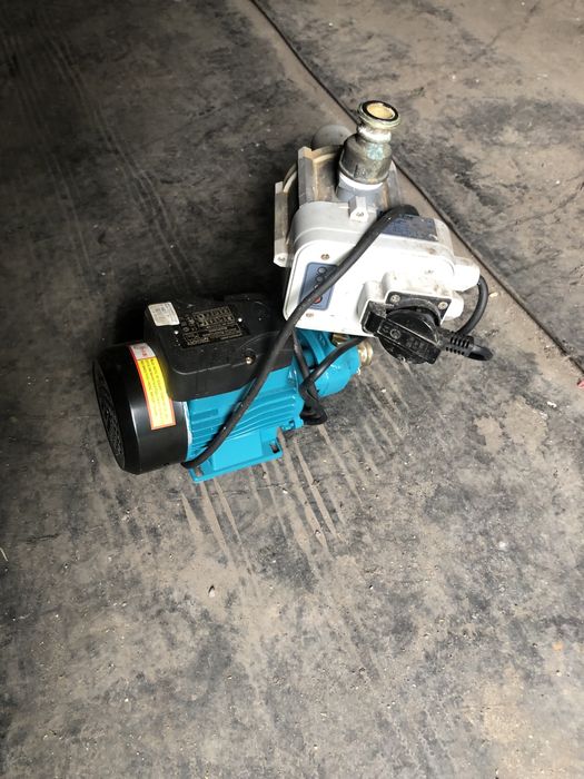 Продам насос с автоматикой, насос новый