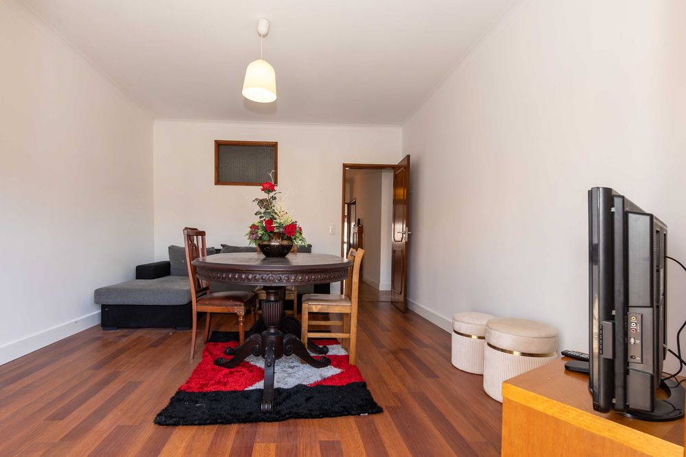Apartamento T2+1 com garagem fechada em Ermesinde