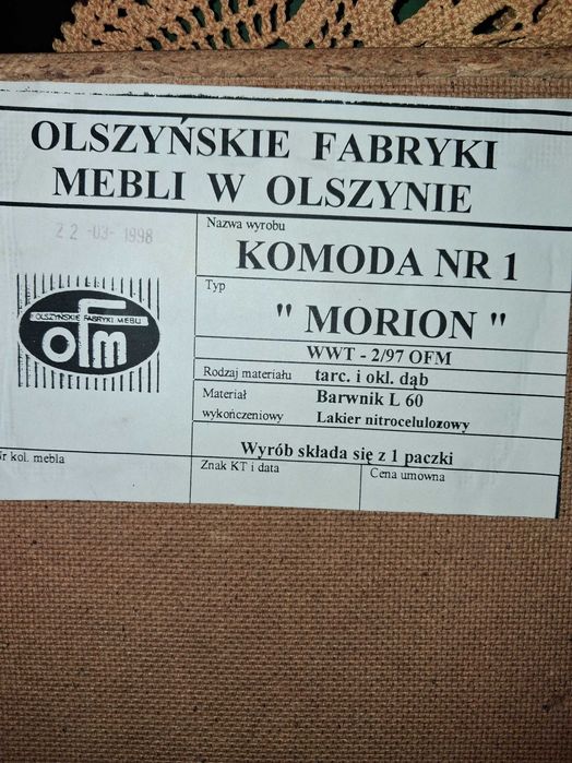 Dębowa witryna wysoka, 3 drzwiowa + komoda z 6 szufladami