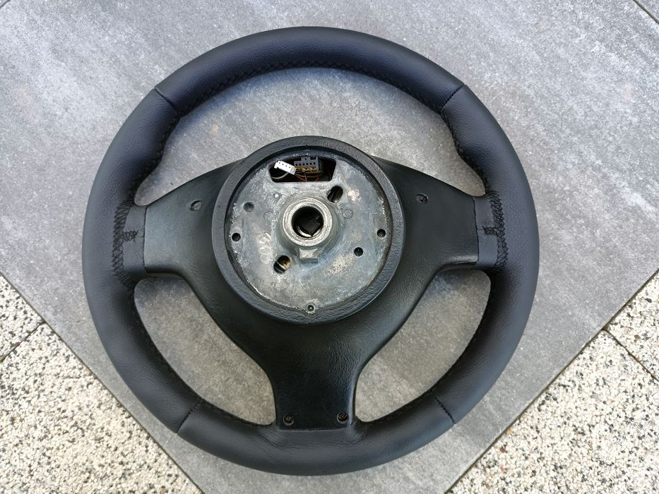 Kierownica Mpakiet BMW E46 E39 X5 E53 E38 polift jak nowa obszyta