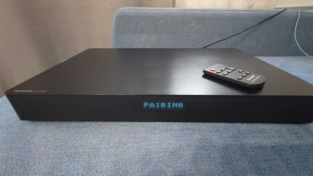 Kino domowe Panasonic, niski profil, pod konsole, laptopa, telewizor.