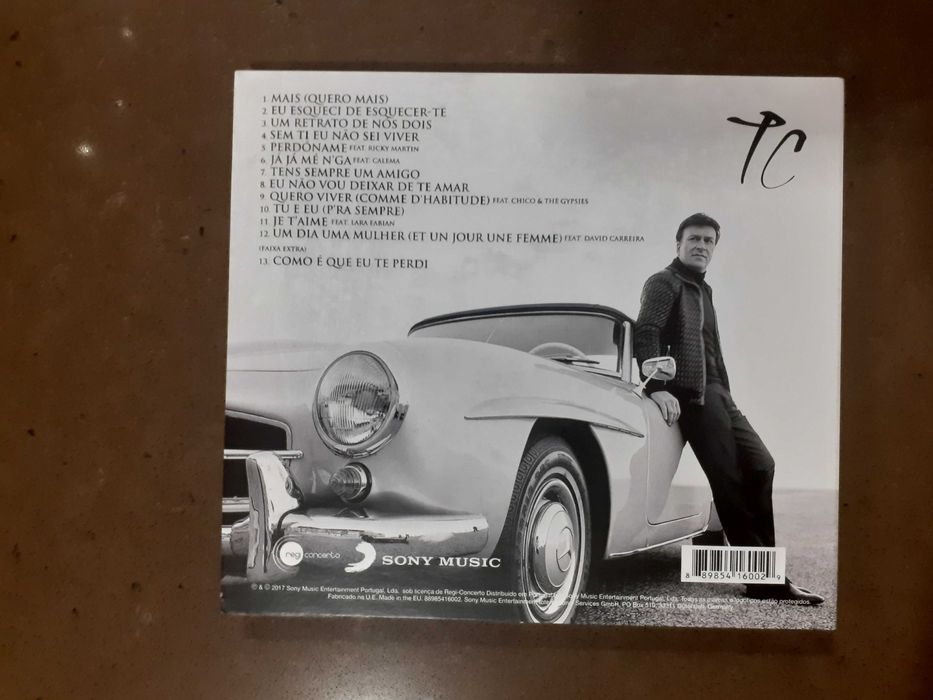 Cd do  Tony  Carreira novo  e livro