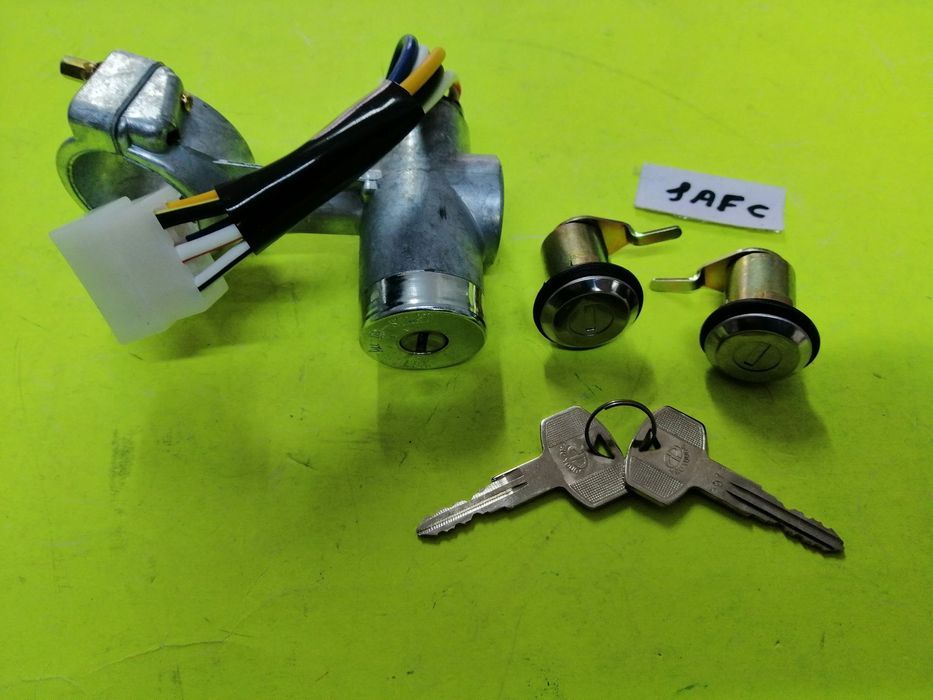 Kit canhões portas e canhão ignição completo com chaves Nissan