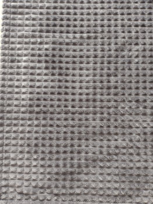 Nakrycie na siedzenie kanapy i poszewka na poduszkę.