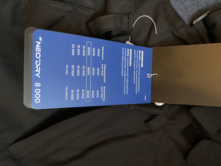 Spodnie snowboardowe narciarskie rozmiar 140 unisex czarne szelki