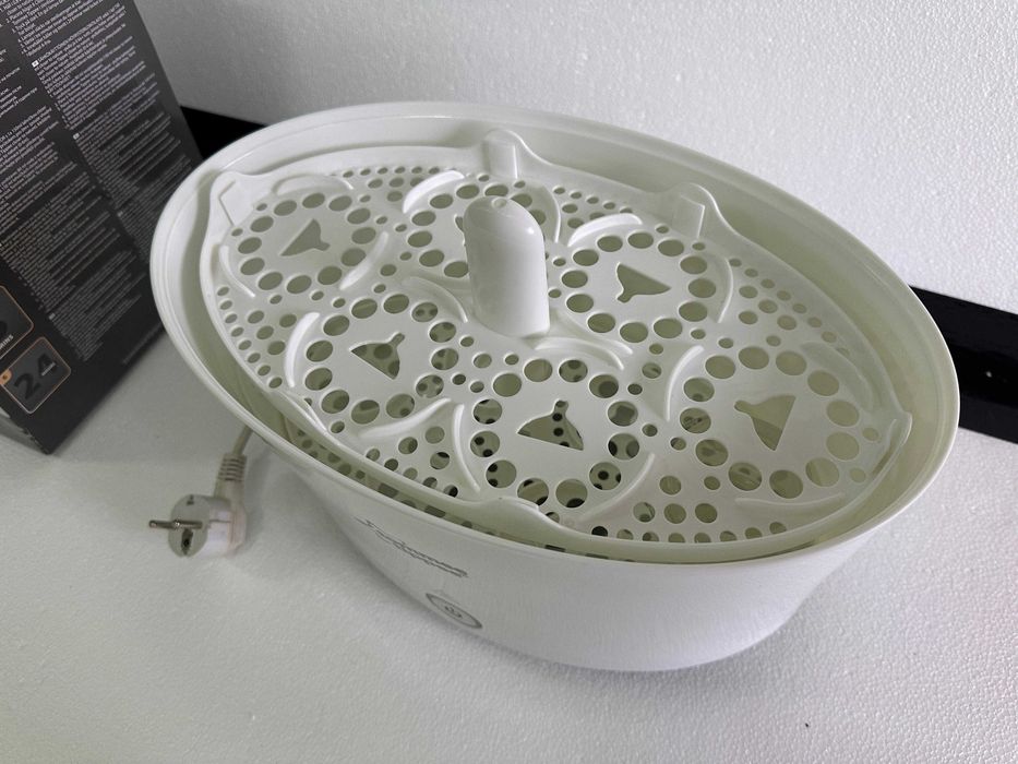 Esterilizador Biberons e chupetas Tommee Tippee