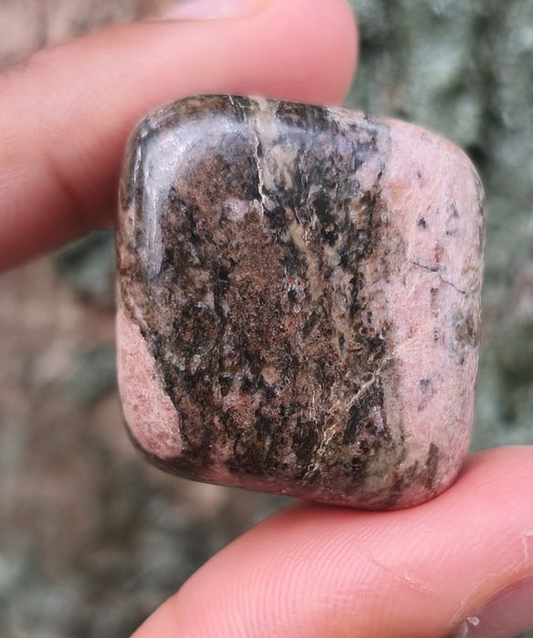 Rodonit 3x3 cm minerał ozdobny premium