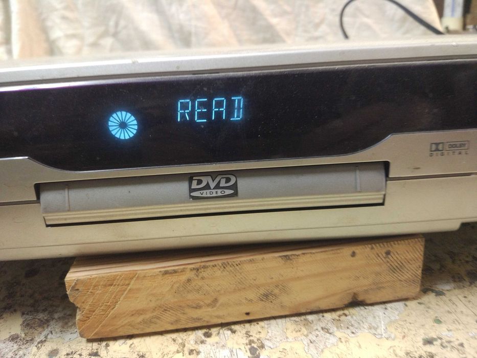 Odtwarzacz Philips DVD 955 / 002