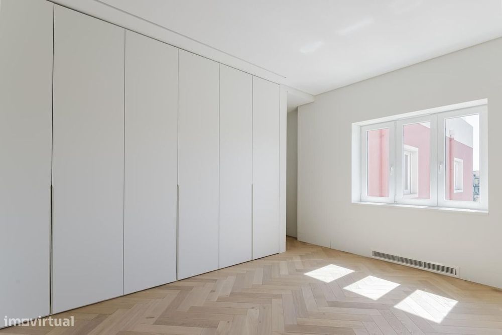 Penthouse T5 com vista, Campo Mártires da Pátria, Lisboa