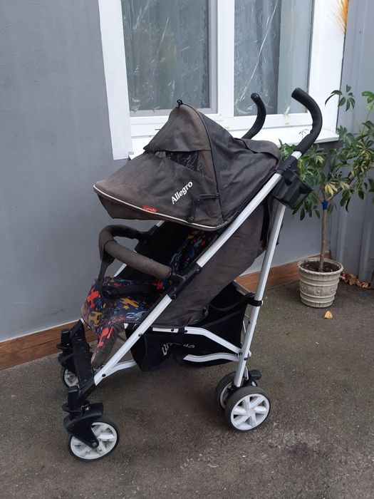 Продам коляску Carrello.