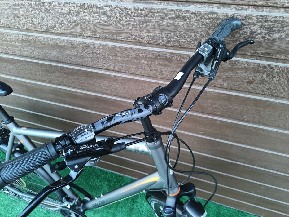 Rower 28" Raleigh 3x9 Alivio/Deore Hollowtech Hydraulika Dynamo Amortyzator Blokada Duża Rama
