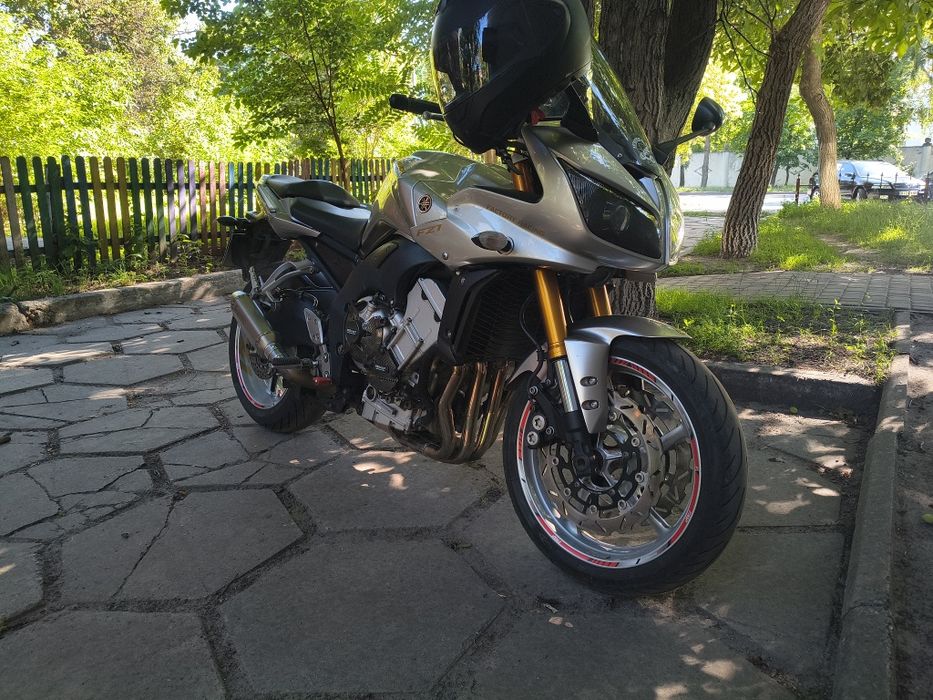 Yamaha FZ1 (спорт-турист) литровый Фазер, возможна доставка