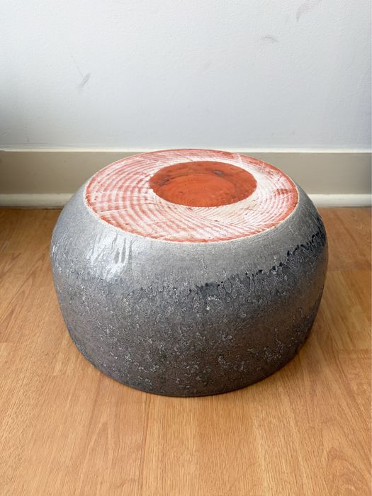 Vaso largo cinzento
