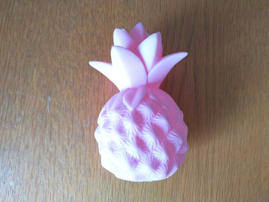 Light box; Ananás luminoso; 3 livros menina 10-12 anos