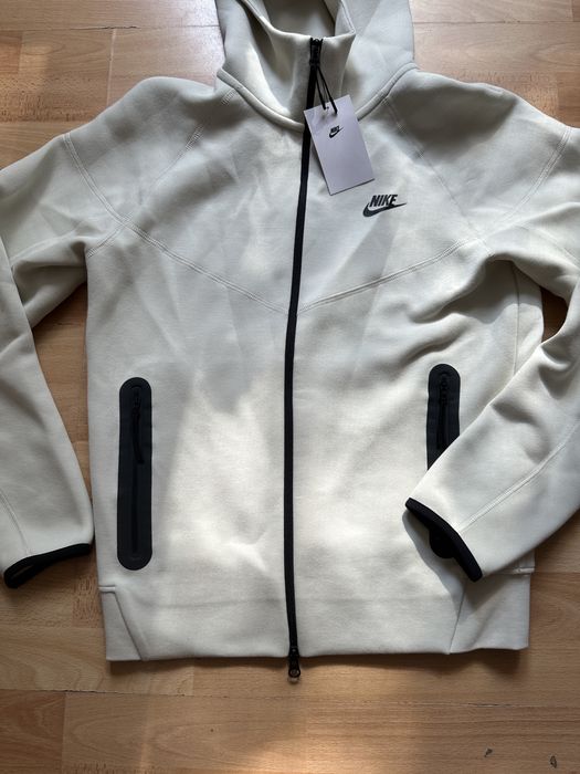 Nike Tech Fleece Dres Sportowy