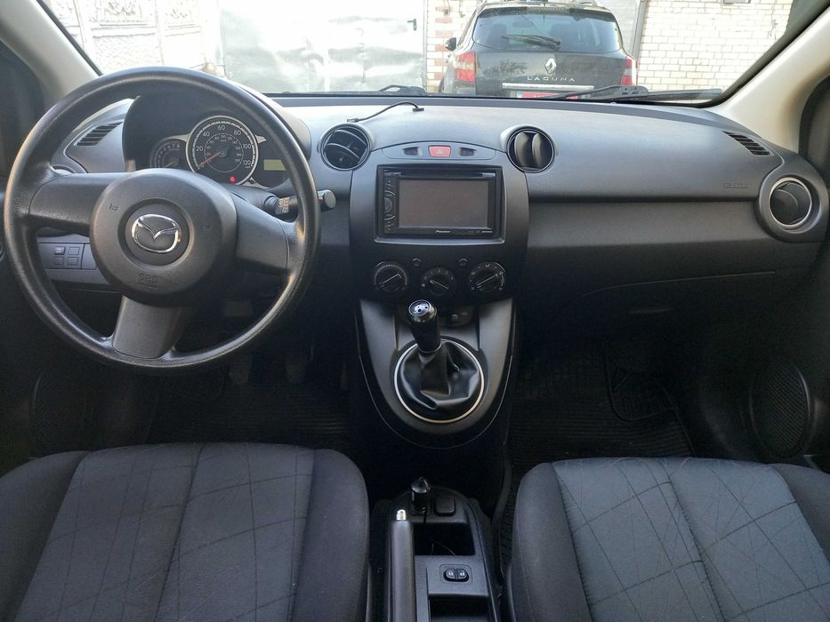 РІВНЕ, продам Мазда 2, 2012 р.в.