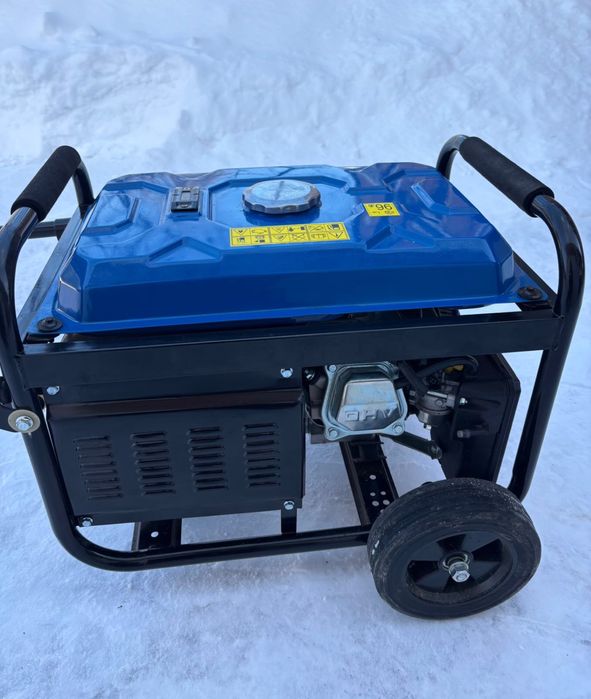 Scheppach SG3200 бензиновий генератор 2.8 кВт, майже новий