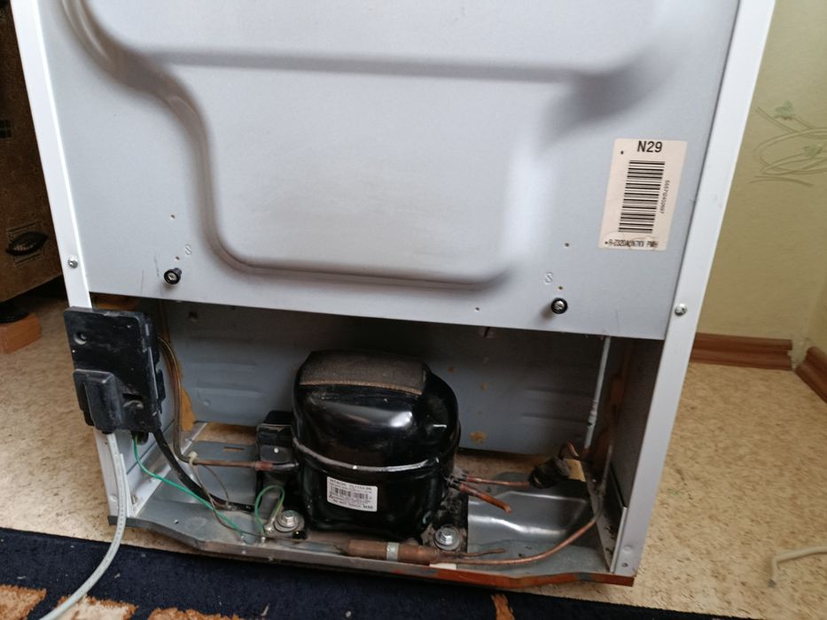 Холодильник Hitachi Японія R-Z320AUN7KV робочий  справний