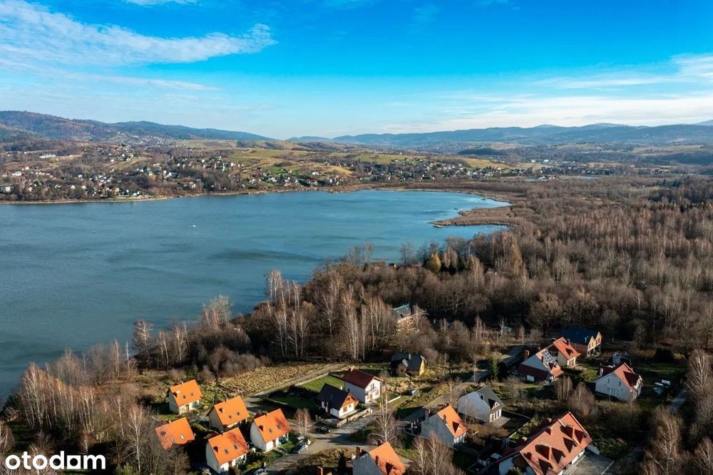 Wolnostojący dom nad Jeziorem Żywieckim
