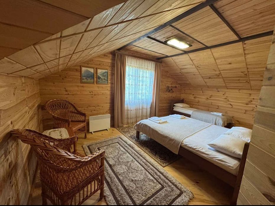 Котедж для відпочинку у Сколе "Дача Тиха"