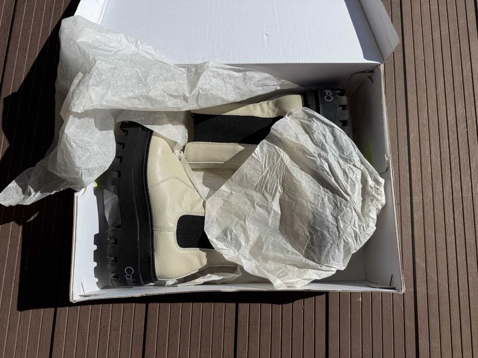 Botas Chelsea Calvin Klein Jeans em Pele – Tamanho 38