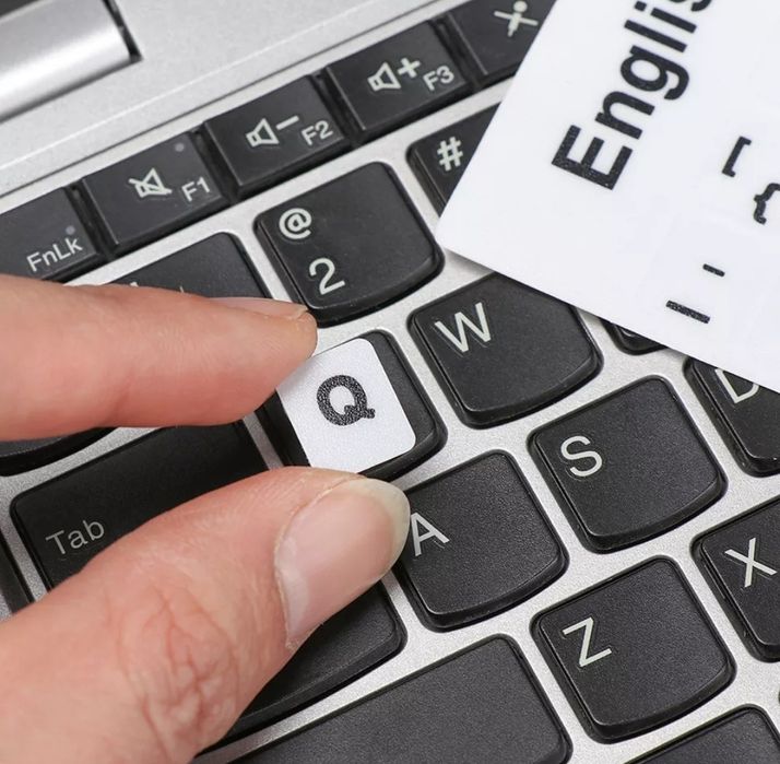 Teclas pretas autocolantes em português para teclado