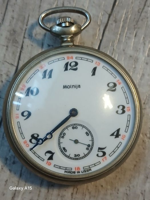 Molnija  antyk dizajn ZSSR