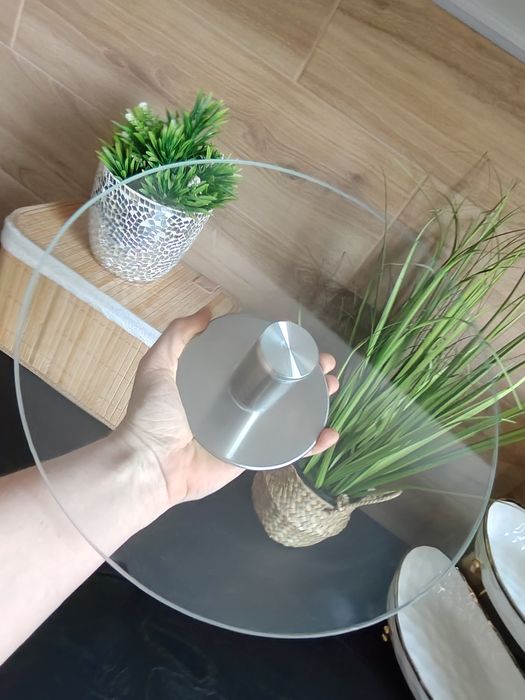 Okrągła szklana obrotowa patera na ciasto przekąski