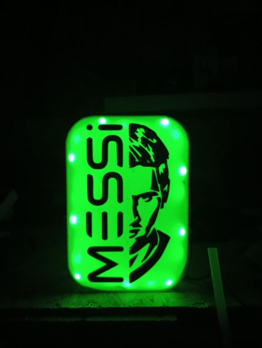 Caixa de luz messi