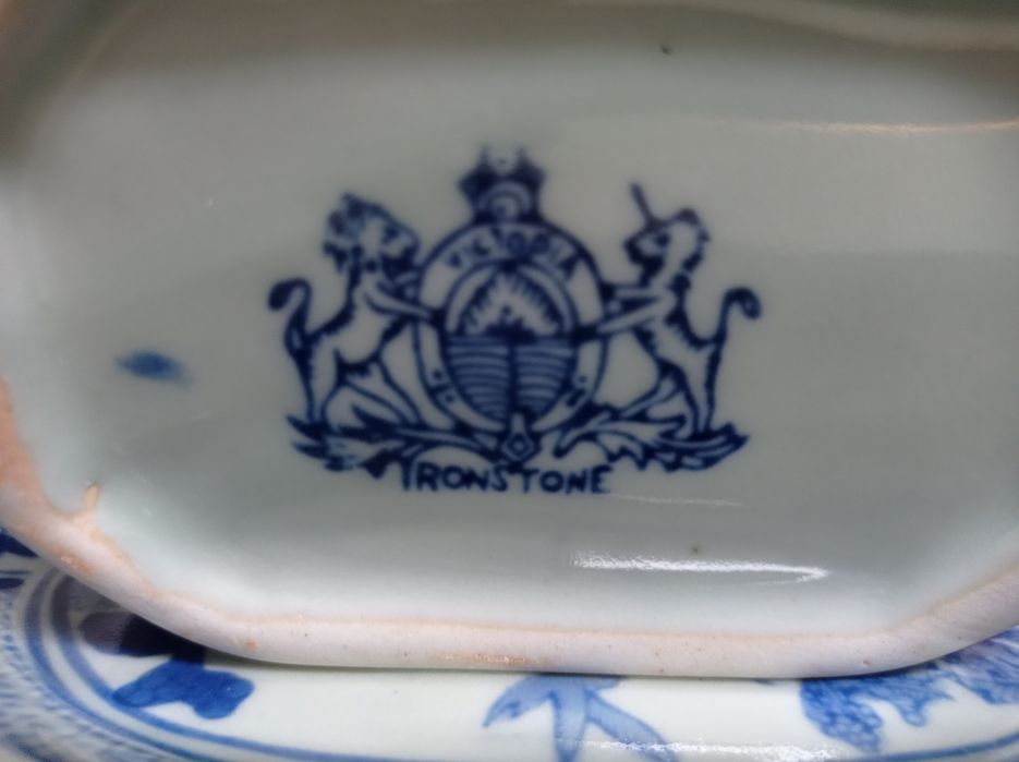 Molheira porcelana inglesa Victoria Ironstone