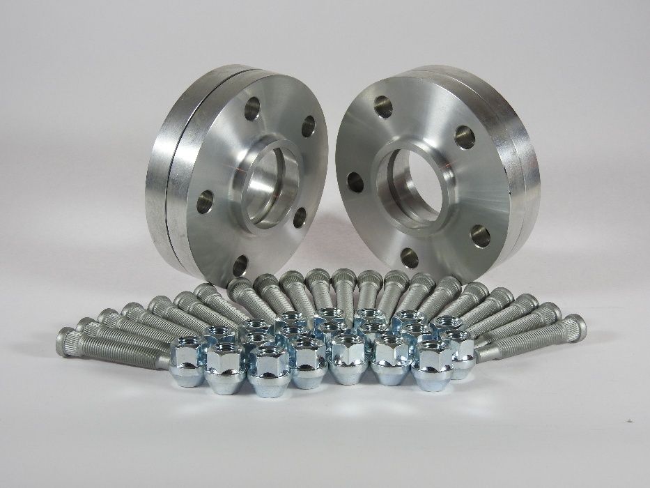 Dystanse 18mm + szpilki z nakrętkami Mitsubishi LANCER EVO Eclipse