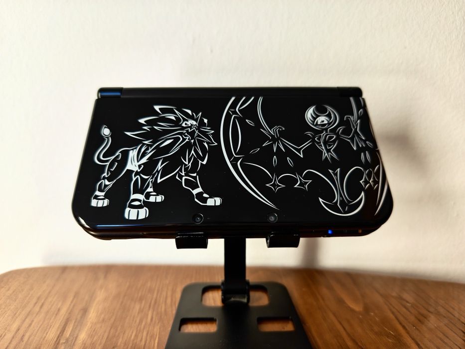 New 3DS XL - Edição Sun/Moon (IPS)