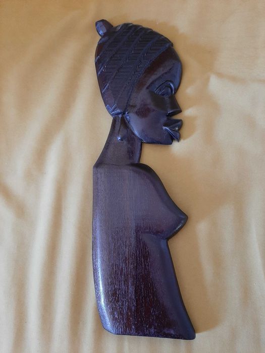 Escultura de madeira africana - parede