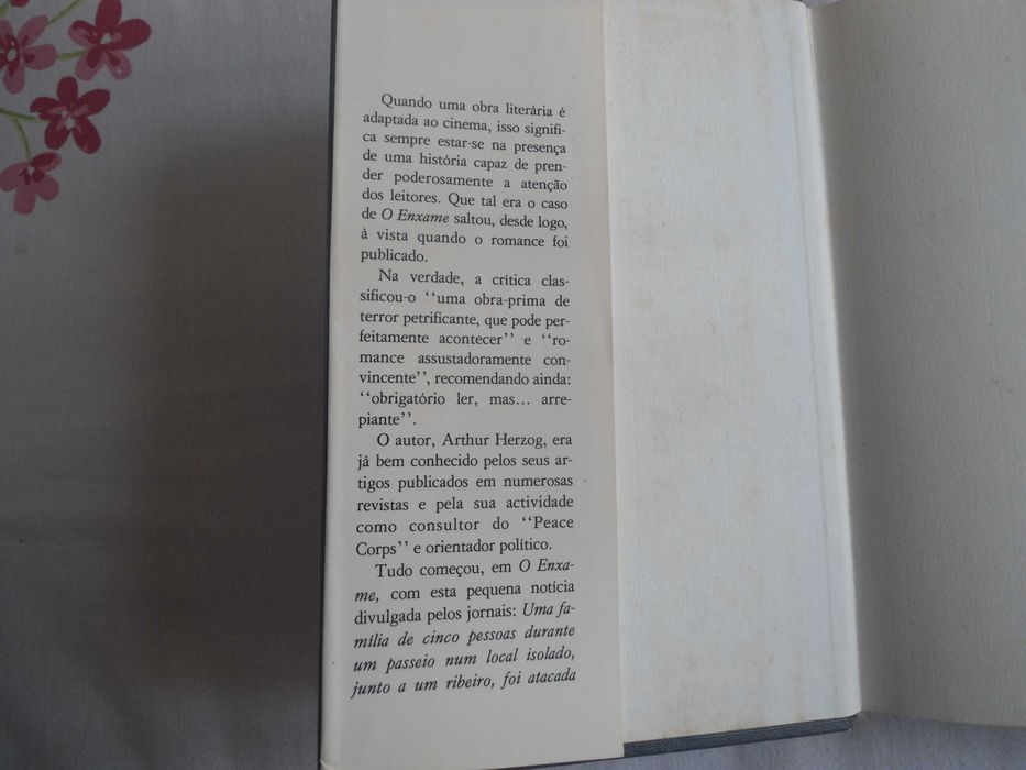 O Enxame por Arthur Herzog